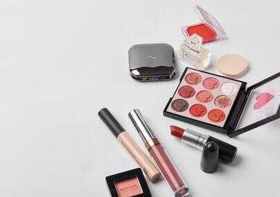 李佳琦推荐的口红色号有哪些