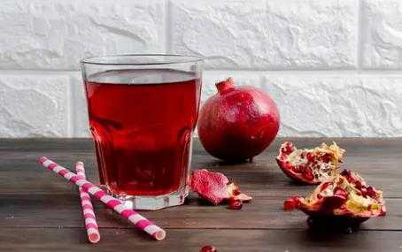 石榴汁能用白醋去除吗