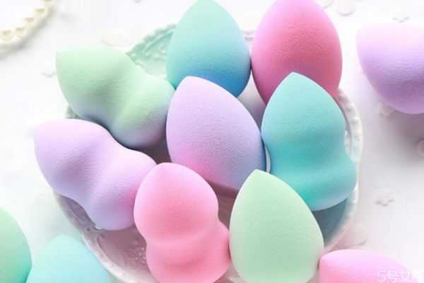 美妆蛋吃粉严重怎么办 怎样判断美妆蛋是否吃粉
