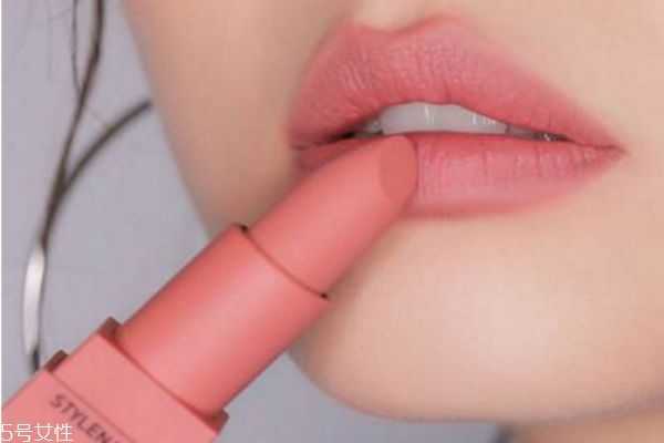 雾面口红是什么意思?雾面口红有哪些好看的 雾面口红是什么意思?雾面口红有哪些好看的