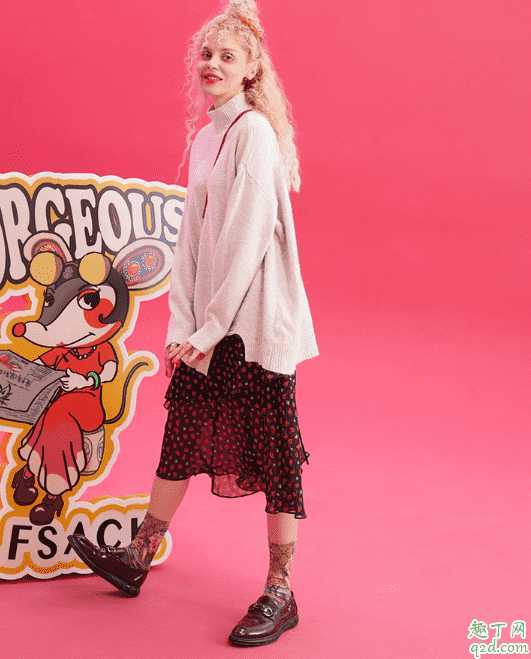 高领毛衣怎么搭配好看有气质 高领毛衣怎么搭配好看有气质