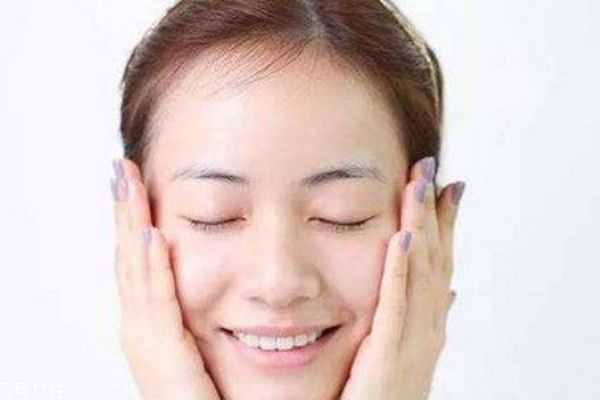 面部角质多久去一次