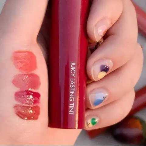 一支唇蜜通常可以使用多长时间