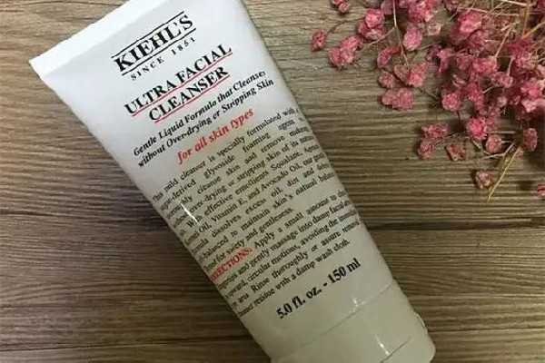 科颜氏洗面奶怎么看真假