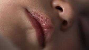 做自体脂肪隆鼻脂肪会让鼻子变宽变大吗?