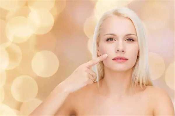 皮肤干燥怎么补水最快?皮肤干燥用什么牌子护肤品比较好 皮肤干燥怎么补水最快?皮肤干燥用什么牌子护肤品比较好