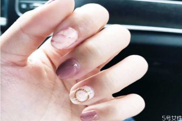 亮油可以当底油用吗？亮油怎么用