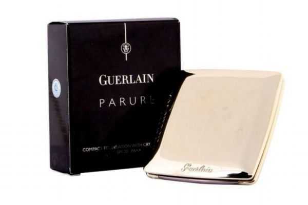 娇兰粉饼怎么使用