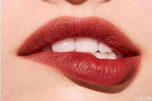 过期的口红可以当腮红吗?口红开封了2年还能用吗 过期的口红可以当腮红吗?口红开封了2年还能用吗