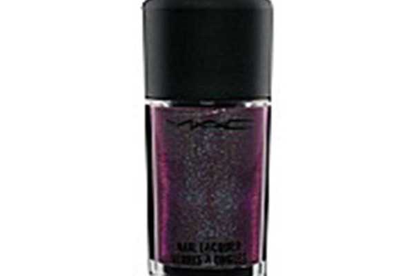 魅可亮彩指甲油容易剥落吗