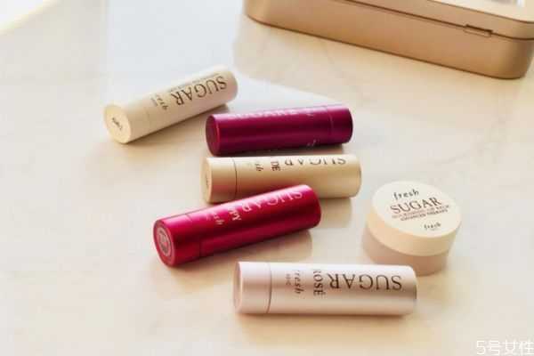 口红的颜色应该怎么选择？选择口红颜色的方法有什么