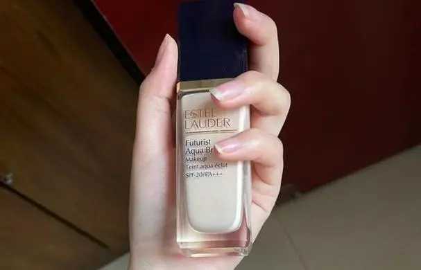 什么品牌粉底液好用不脱妆 什么品牌粉底液好用不脱妆