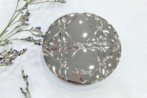 散粉有必要买贵的吗？散粉贵的和便宜的区别