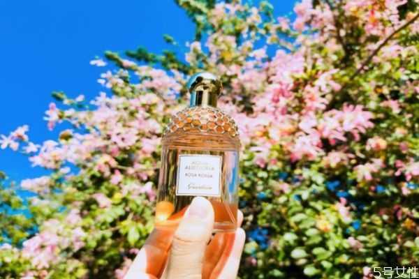清新花果香味的香水有哪些？10款好闻的果香味香水推荐