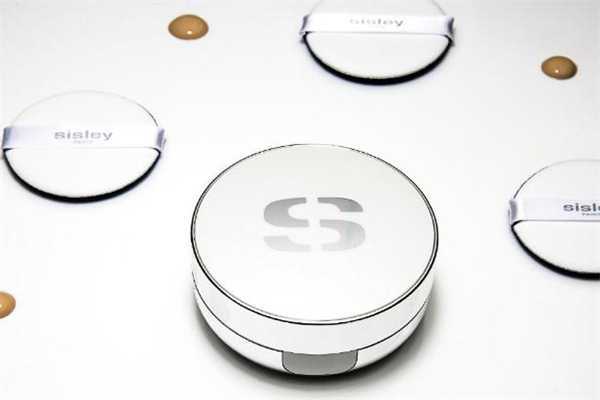 希思黎追光气垫哪个色号最白？希思黎追光气垫怎么选色号