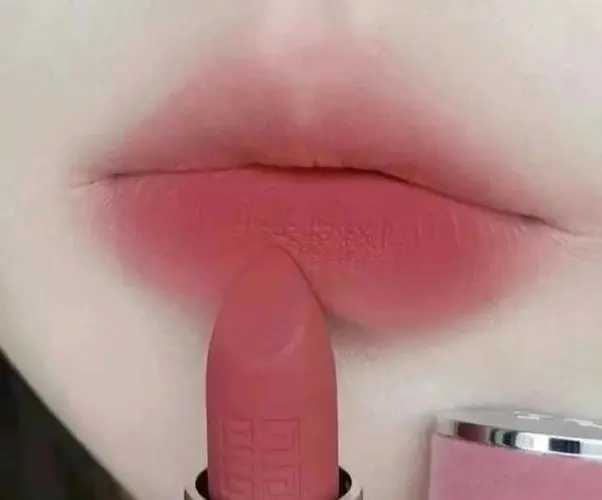 最适合黄皮的口红色号排行榜