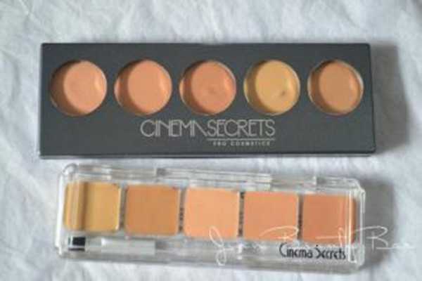 cinema secrets遮瑕粉底盘怎么样？cinema secrets遮瑕粉底盘滋润吗