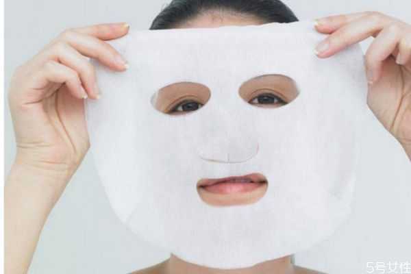 夏季化妆的注意事项 夏季化妆的注意事项