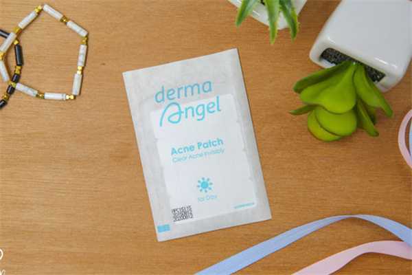 痘痘贴晚上睡觉可以用吗？痘痘贴可以贴一晚上吗