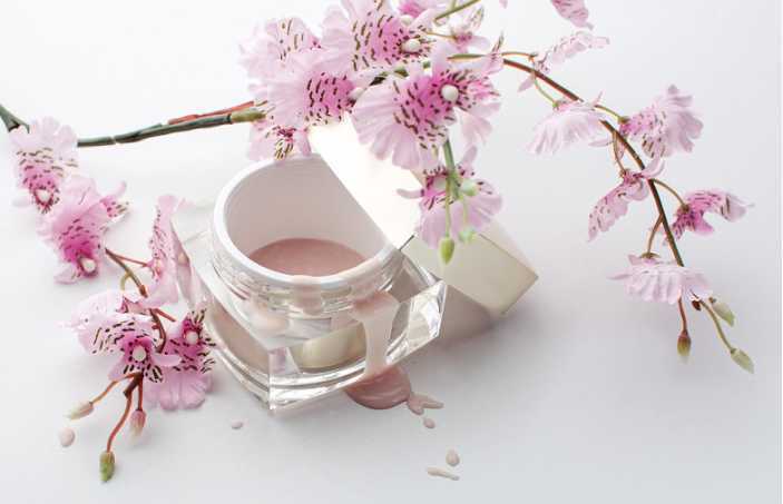 夏天可以用身体乳吗？夏天身体乳有必要用吗