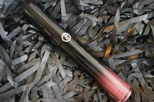 阿玛尼黑管镜面唇釉必入色号