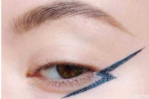 眼线笔不用的时候怎么保存？眼线笔平时怎么放置