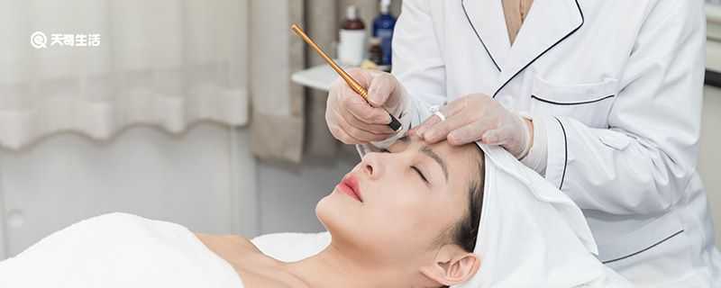 纹眉毛后几天可以碰水洗脸 纹眉毛后几天可以碰水洗脸