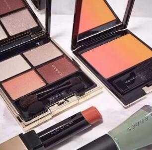 眼影用来当腮红可以吗？有什么需要注意的地方