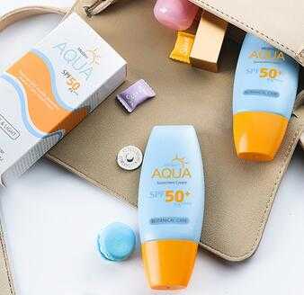 抹防晒霜之前涂什么比较好 抹防晒霜之前涂什么比较好