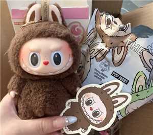 拉布布隐藏款和普通款区别 拉布布隐藏款和普通款对比