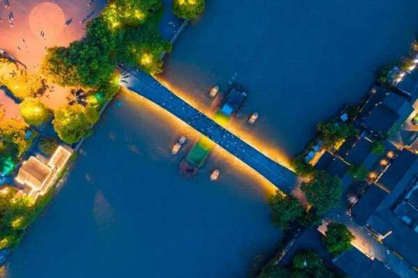 京杭大运河始建于哪个朝代