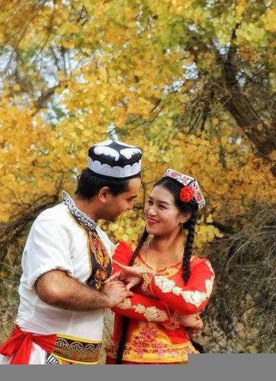 新疆巴楚县属于哪个市