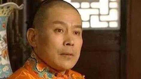 爱新觉罗胤礽是康熙第几子