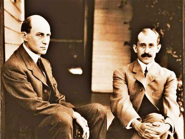 莱特兄弟发明飞机的故事