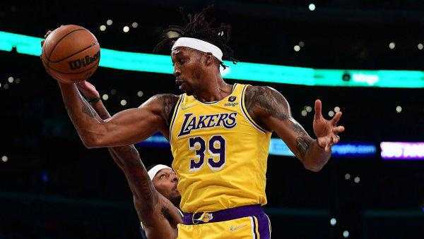 nba篮板榜历史排名前十