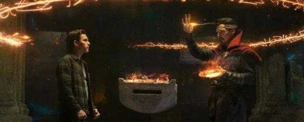 英雄远征神秘客是好人还是坏人