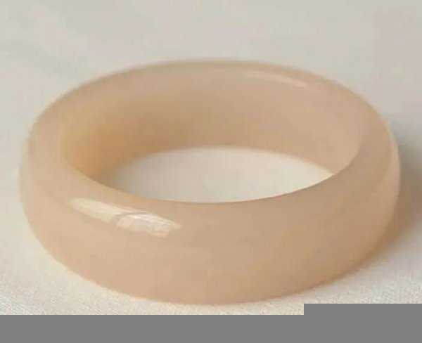 藕粉和田玉值得购买吗