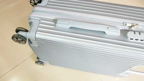 忘记行李箱密码如何快速打开