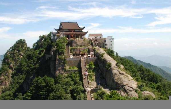 九华山是什么菩萨的道场