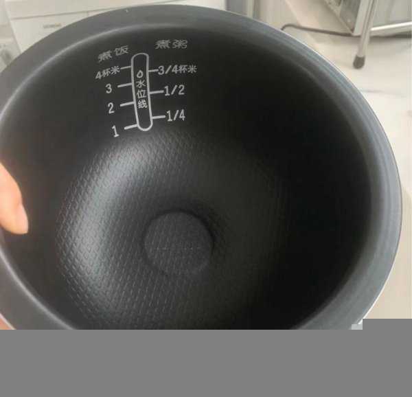 电饭锅涂层掉了锅还能用吗