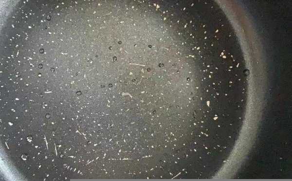 电饭锅涂层掉了锅还能用吗