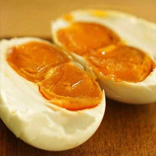 双黄蛋是激素催出来的吗