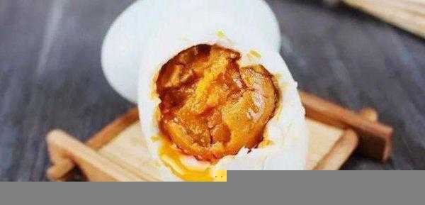 咸鸭蛋腌10天可以吃不