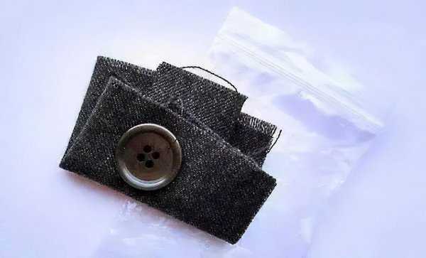 有的新衣服会自带一小块布料是做什么用的