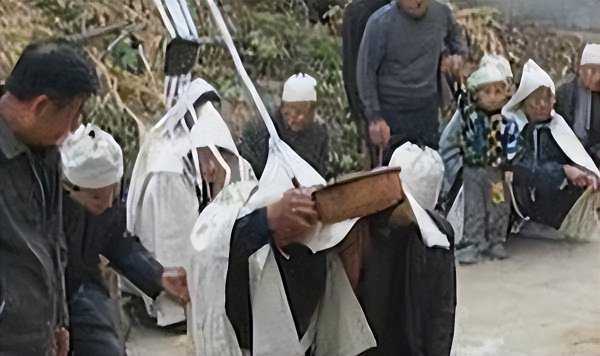 参加葬礼怎么避开晦气