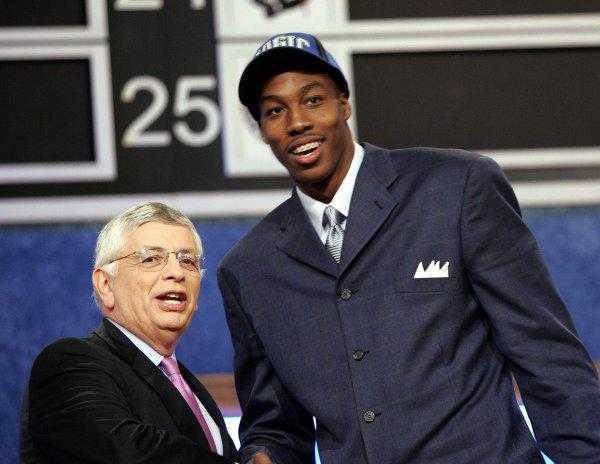 霍华德身高有多高