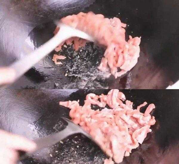 为什么肉一放下去就粘锅