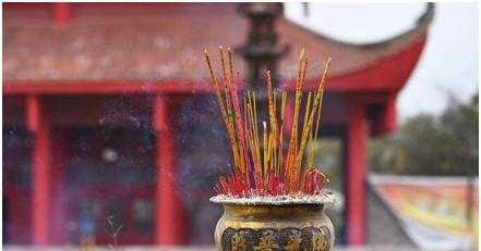 礼佛上香的正确姿势及礼仪