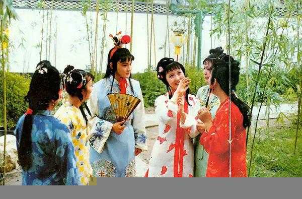 豆瓣评分9.7以上电视剧