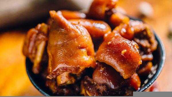 猪脚是前猪脚好还是后猪脚好